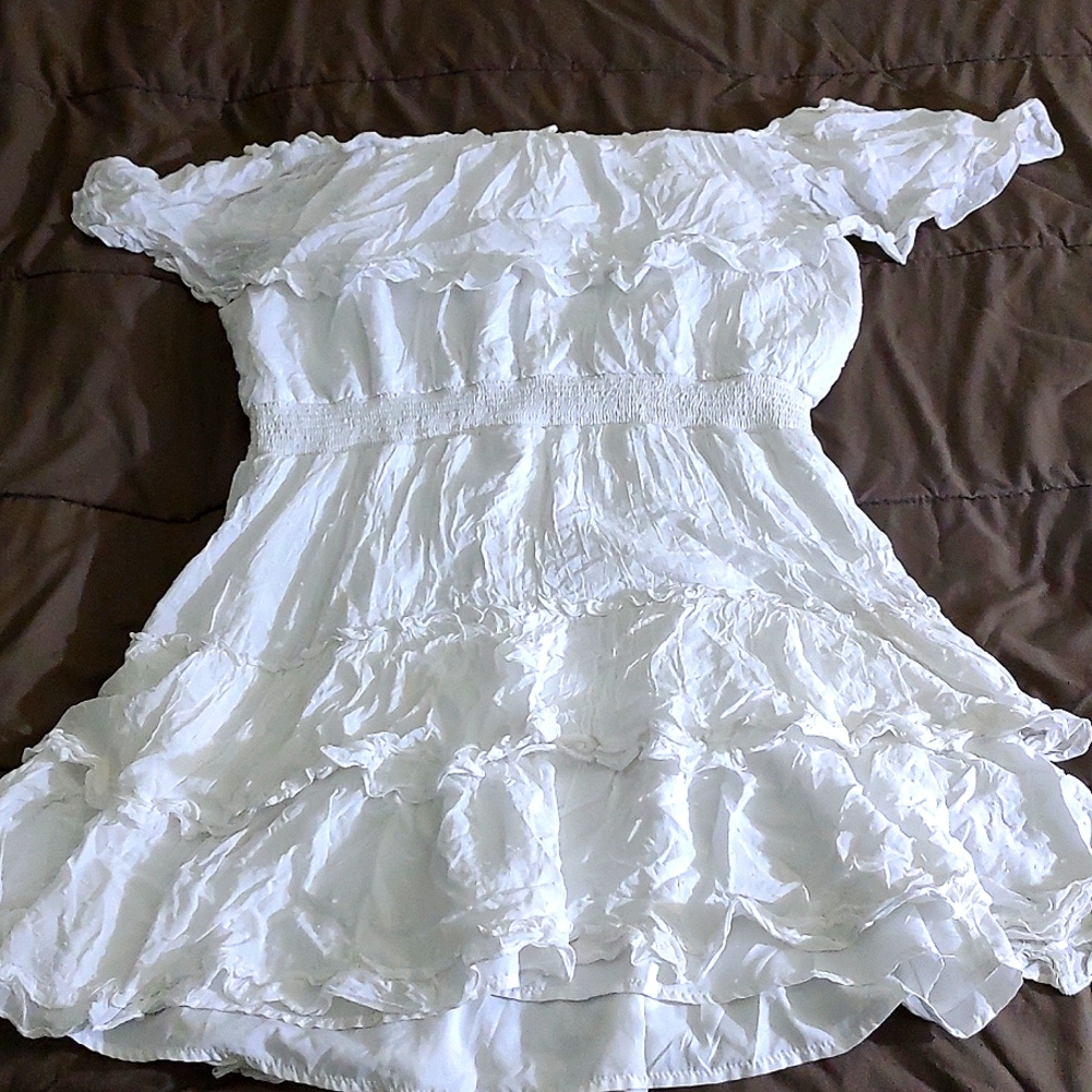 Off the shoulder knee length flowy dress